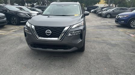 2021 Nissan Rogue SV                in West Park                