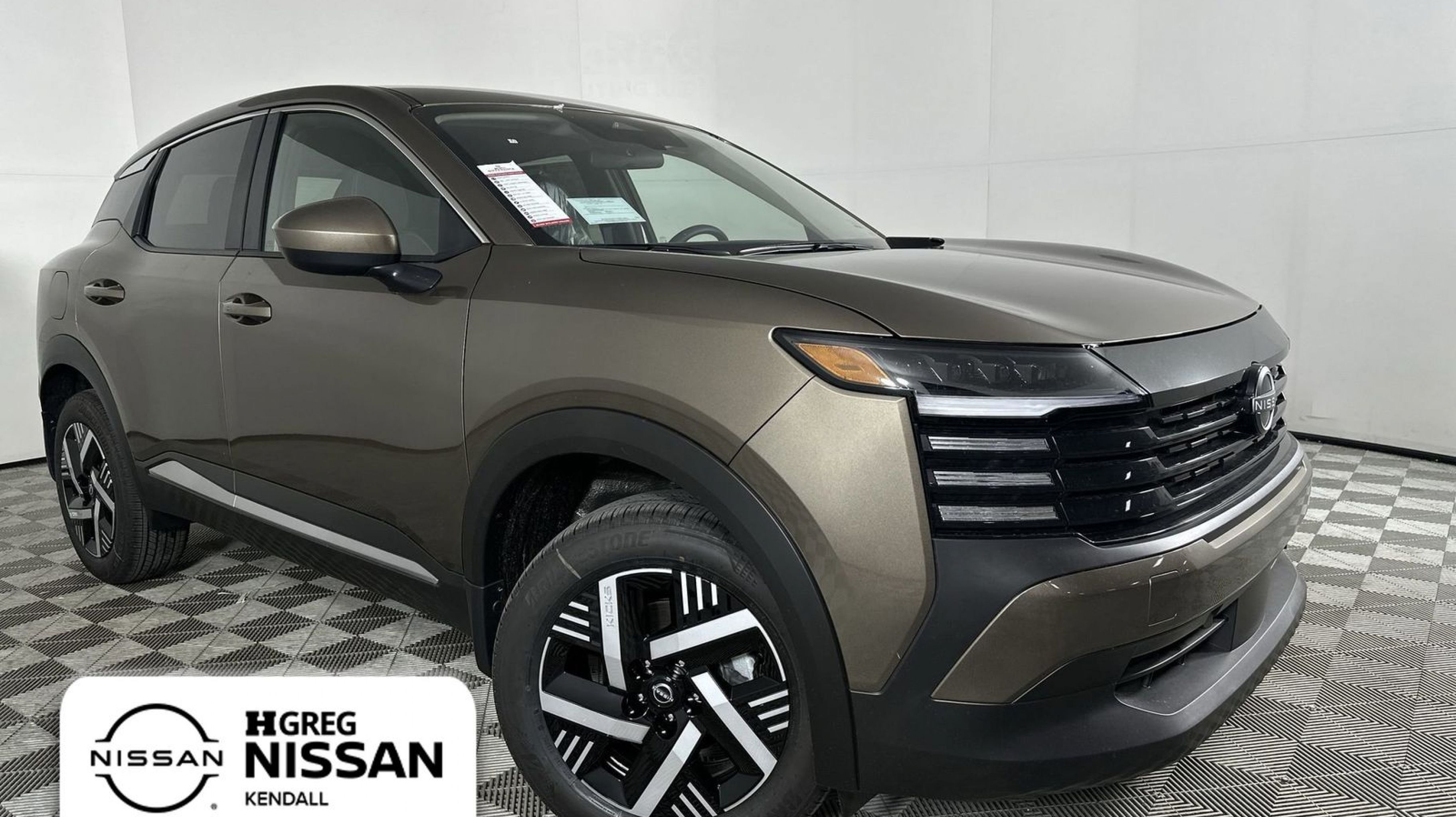 2026 Nissan Kicks 2.0 SV's photo