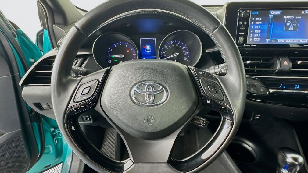 2018 Toyota C HR XLE #6