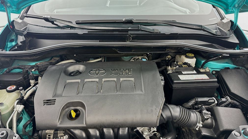 2018 Toyota C HR XLE #32