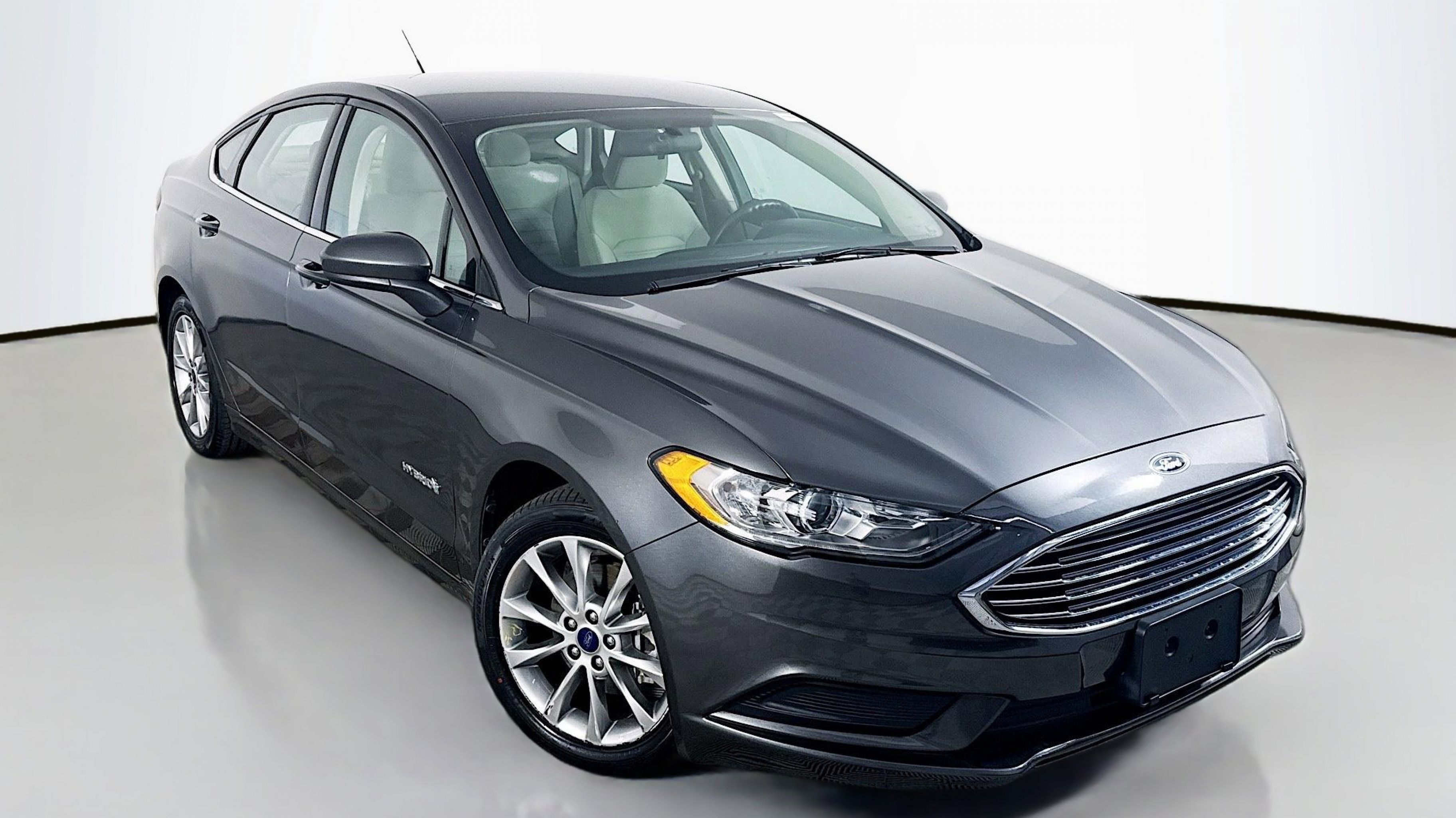 2017 Ford Fusion Hybrid SE