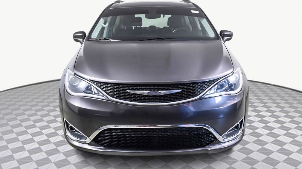 2018 Chrysler Pacifica Touring L #1