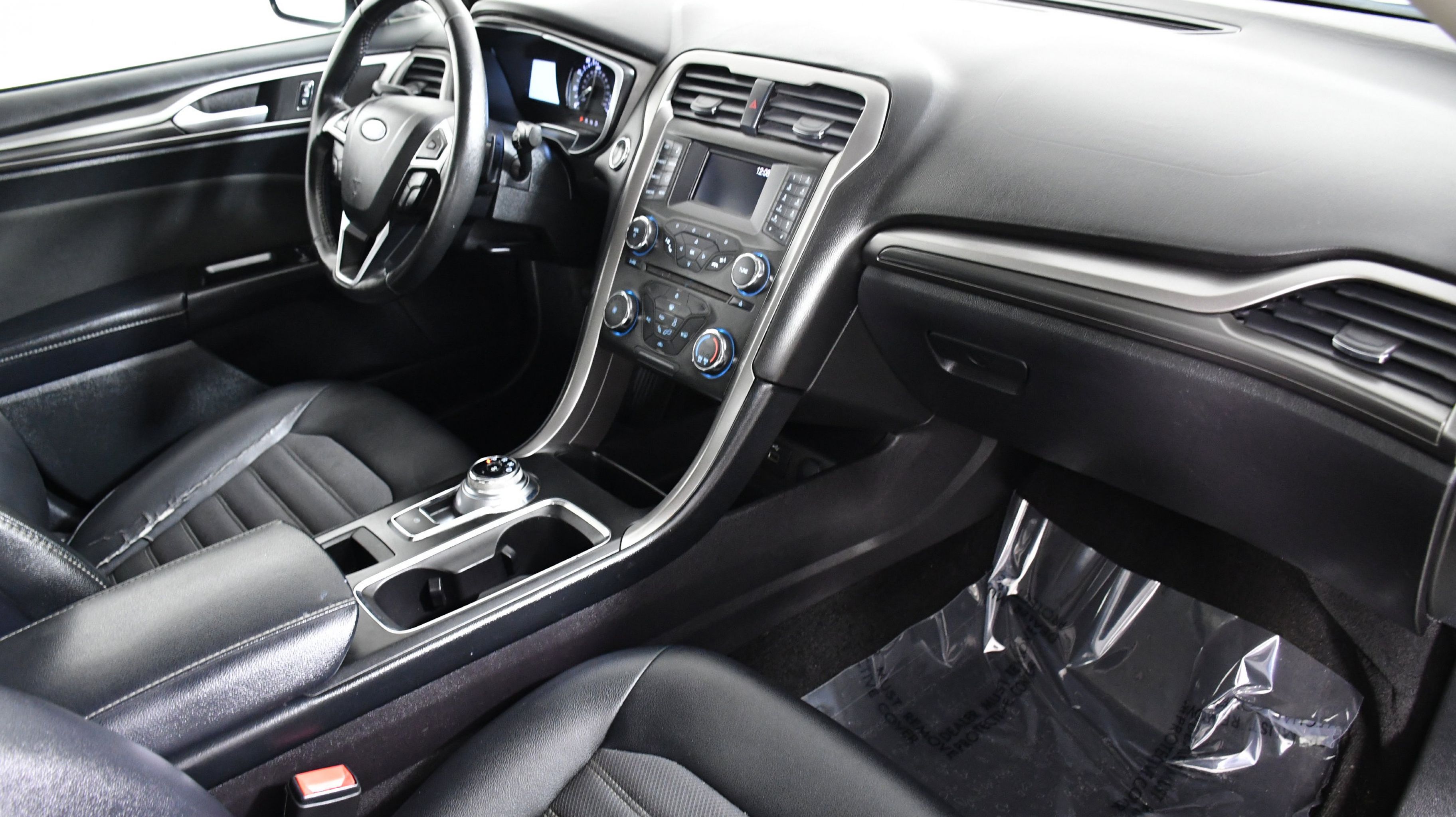 2017 Ford Fusion SE photo 17