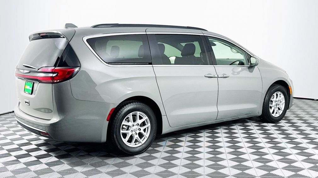 2022 Chrysler Pacifica Touring L #5