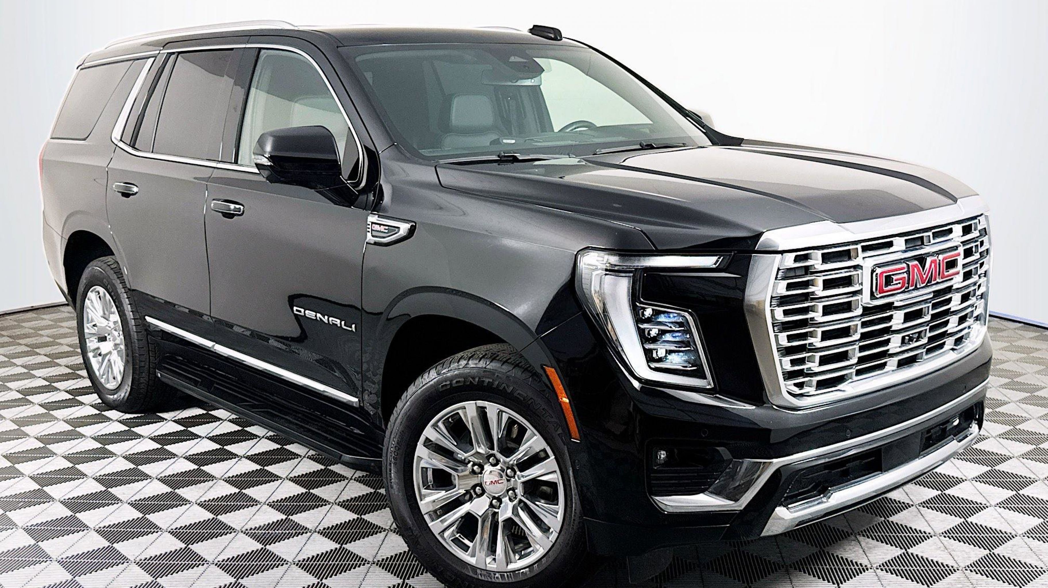 2025 GMC Yukon 4WD Denali's photo