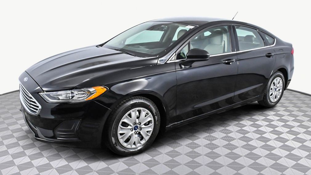 2019 Ford Fusion S #2