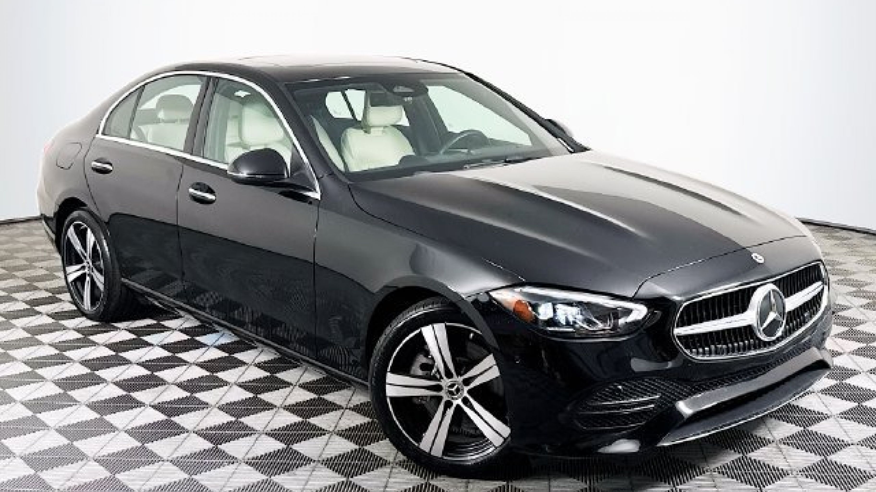 2025 Mercedes-Benz C-Class Sedan C 300
