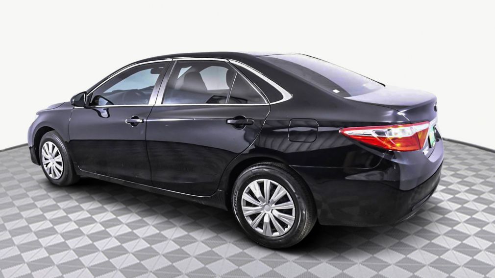 2015 Toyota Camry LE #3