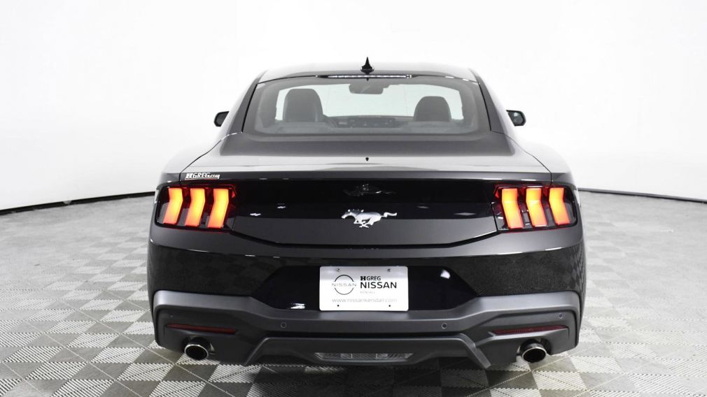 2024 Ford Mustang EcoBoost #4