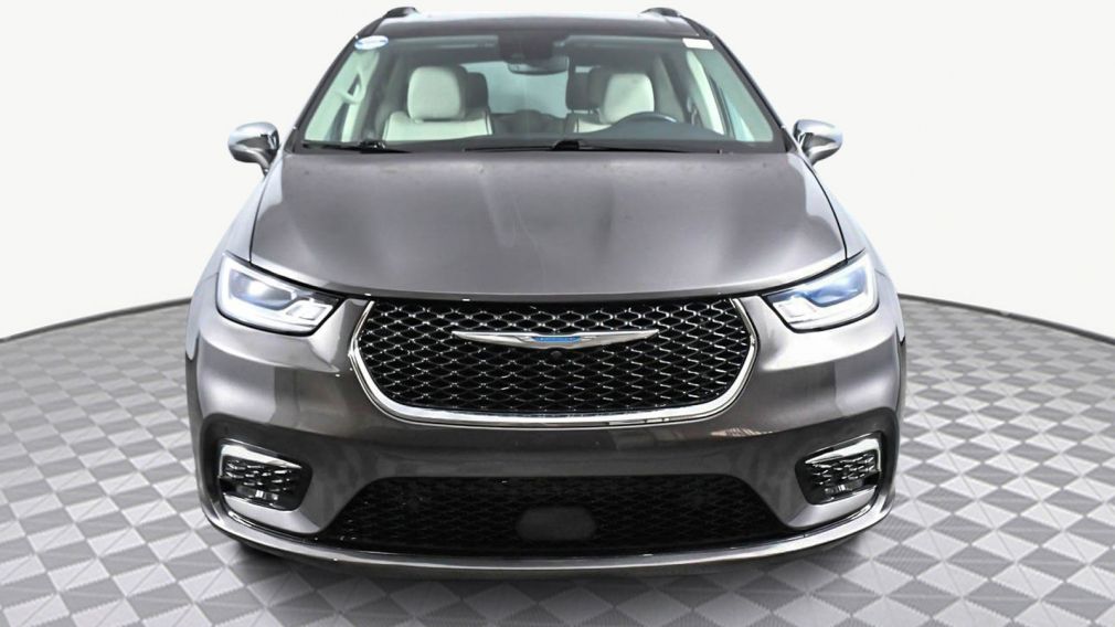 2021 Chrysler Pacifica Limited #1