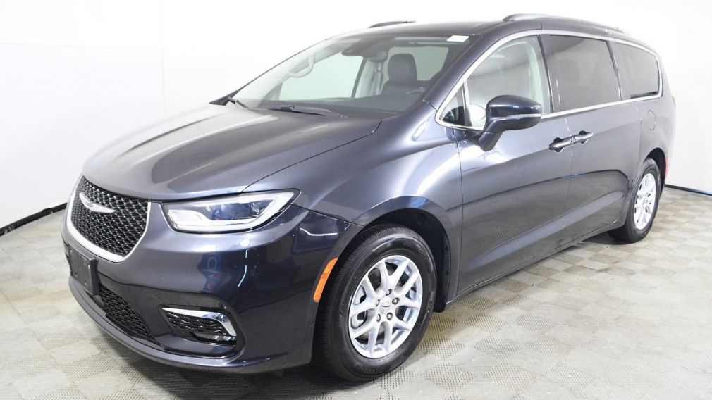 2021 Chrysler Pacifica Touring L #2