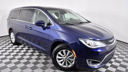 2019 Chrysler Pacifica Touring Plus                    in Tampa