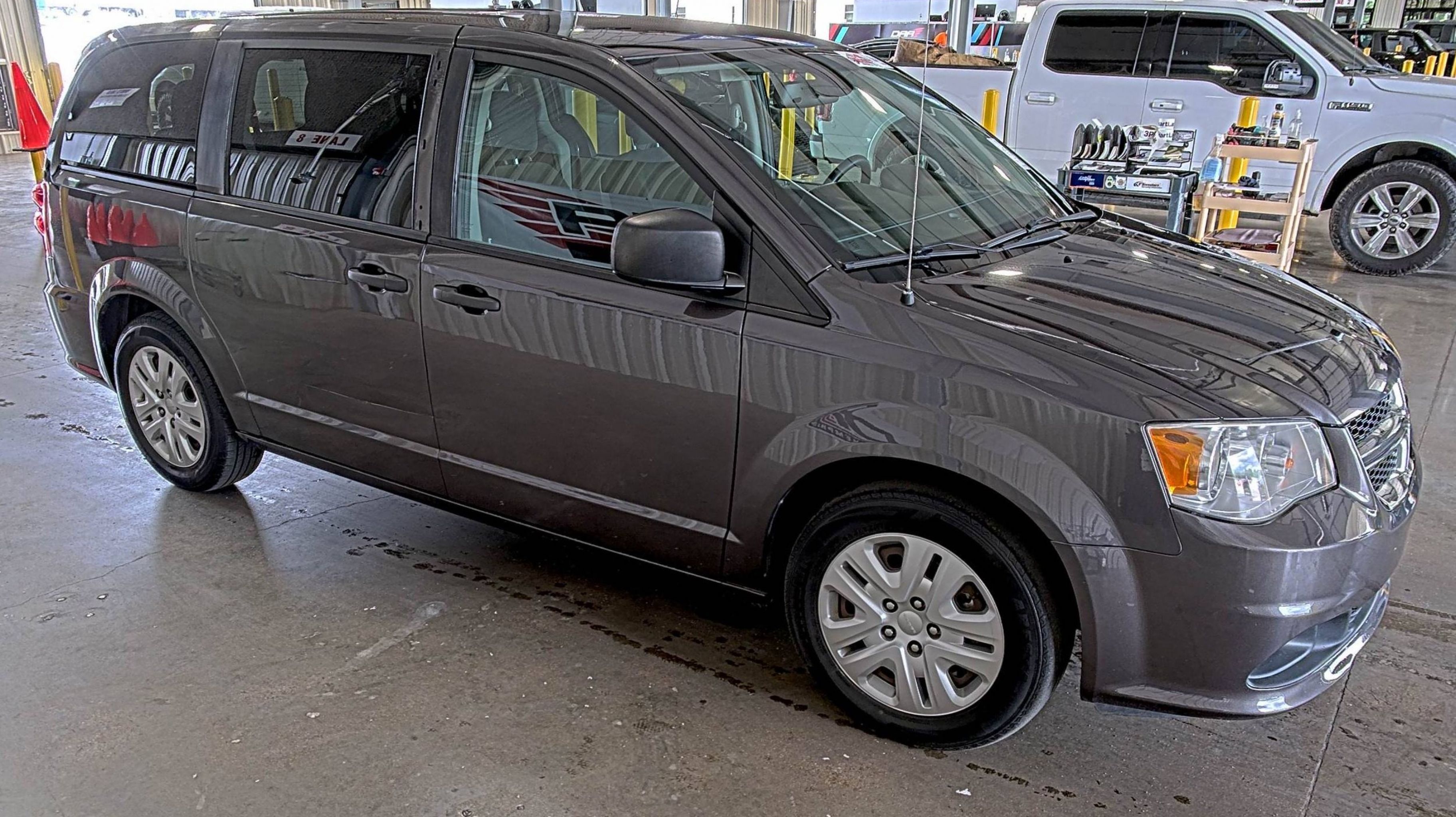 2019 Dodge Grand Caravan SE's photo