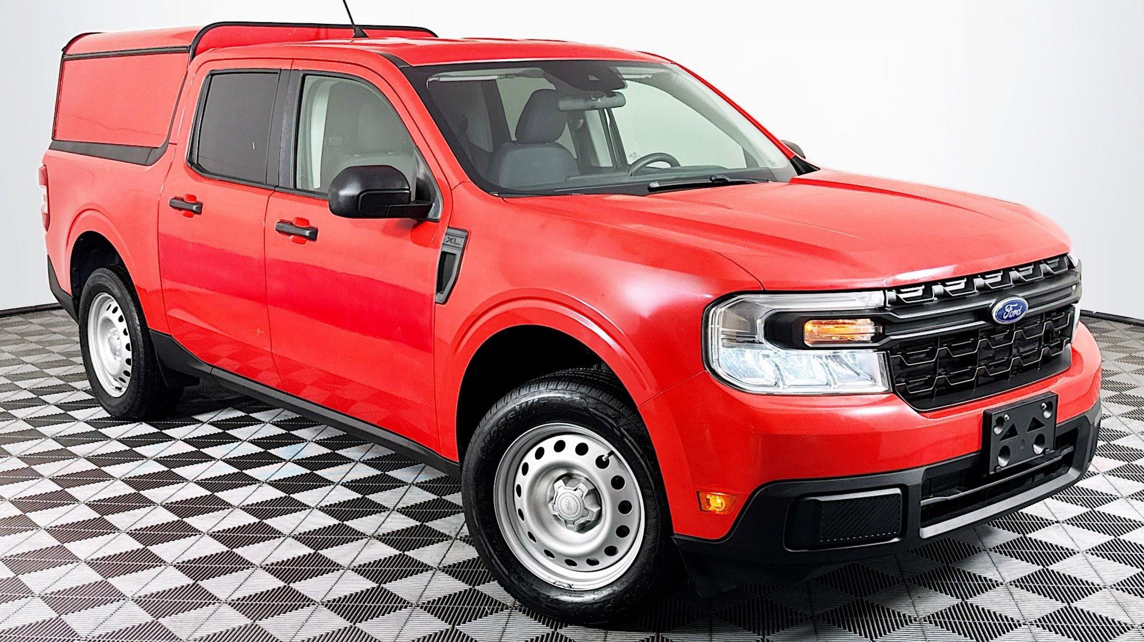 2022 Ford Maverick XL