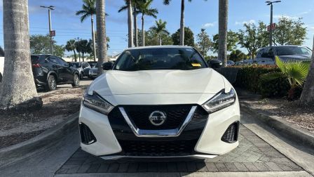 2021 Nissan Maxima SV                en Hialeah                