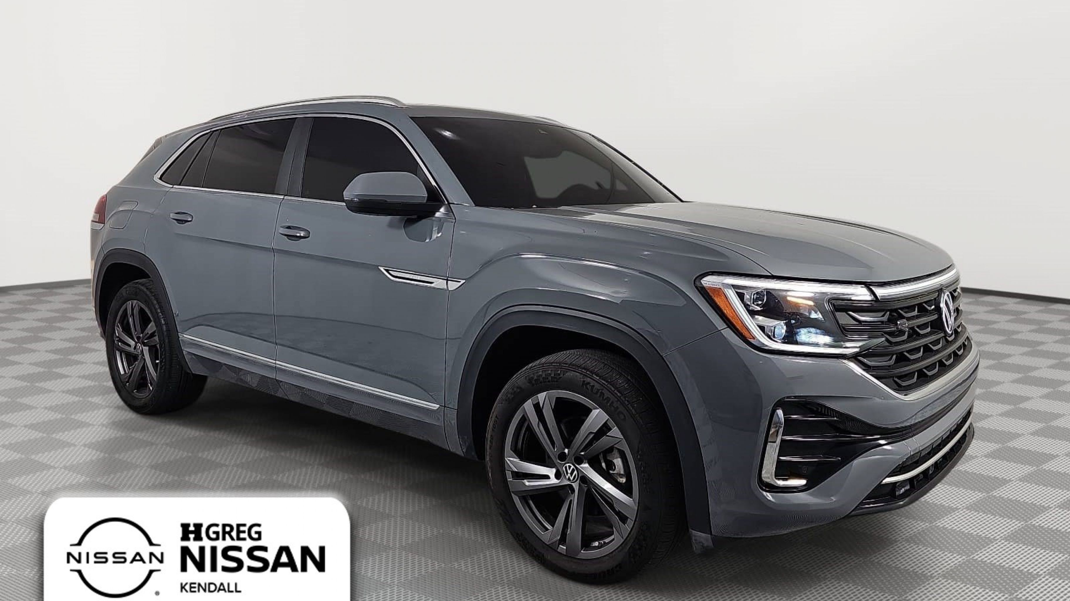 2024 Volkswagen Atlas Cross Sport SEL R-LINE