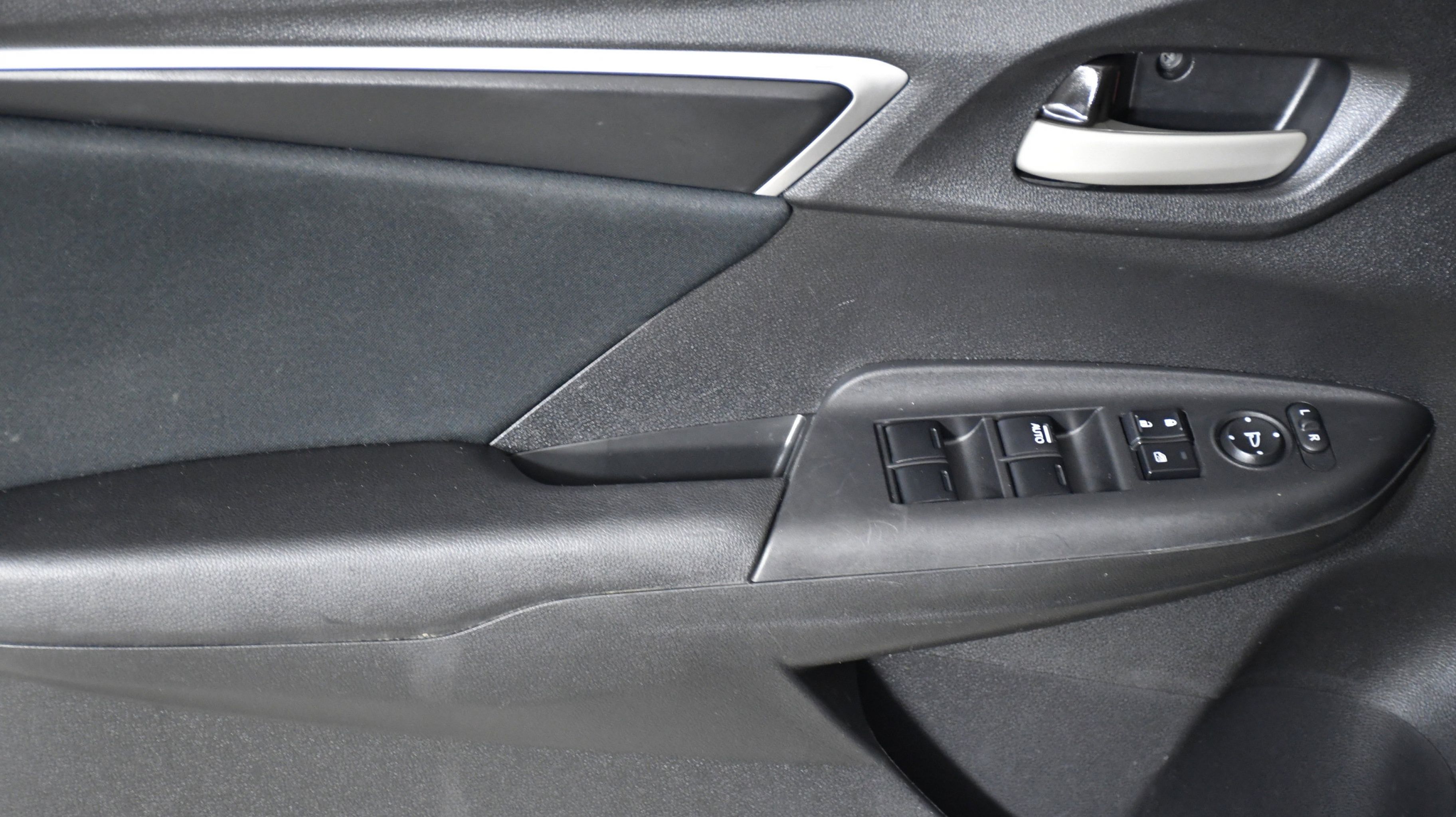 2017 Honda Fit LX photo 15