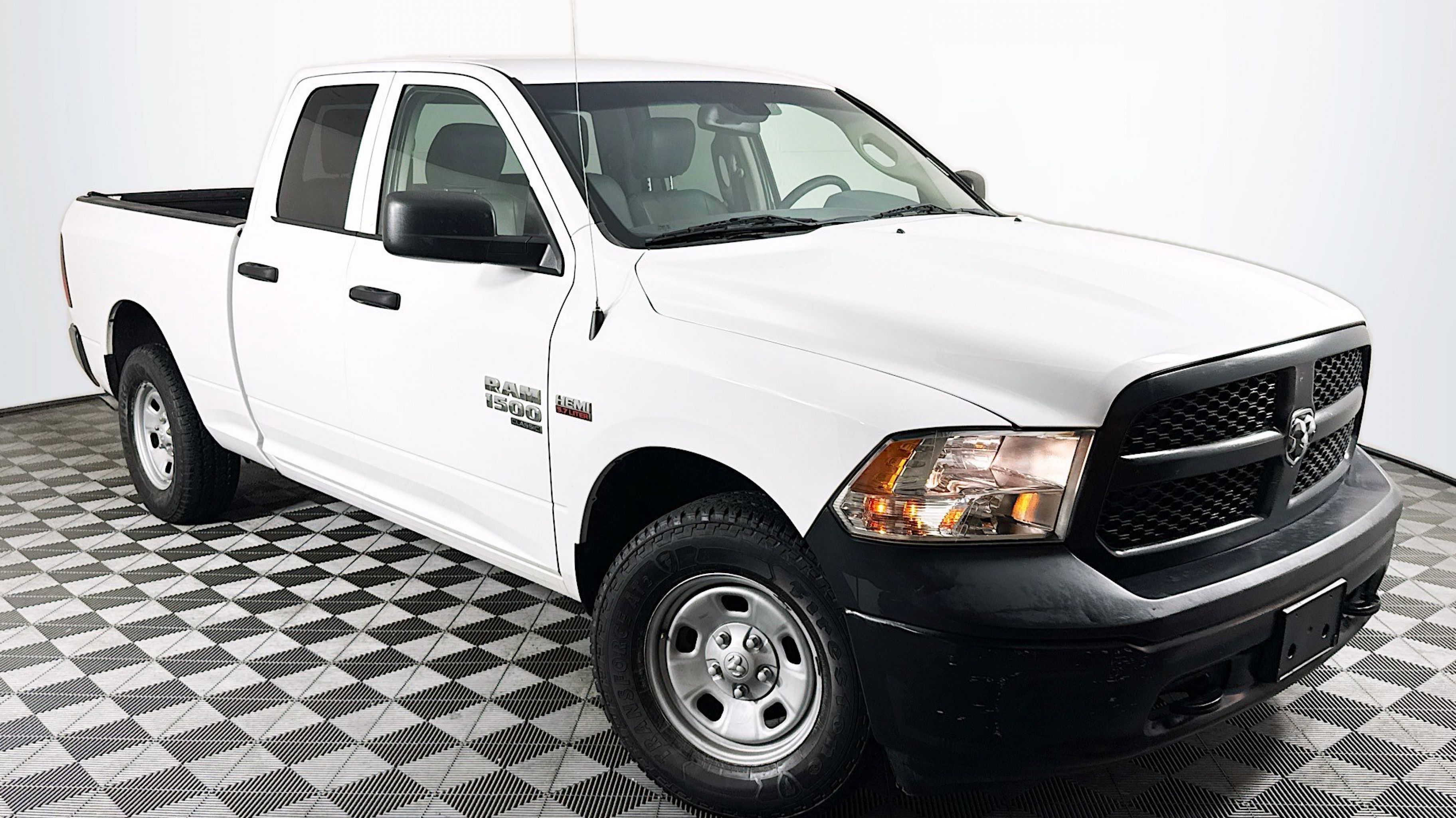 2020 RAM 1500 Classic Tradesman 4x4 Quad Cab 6'4's photo