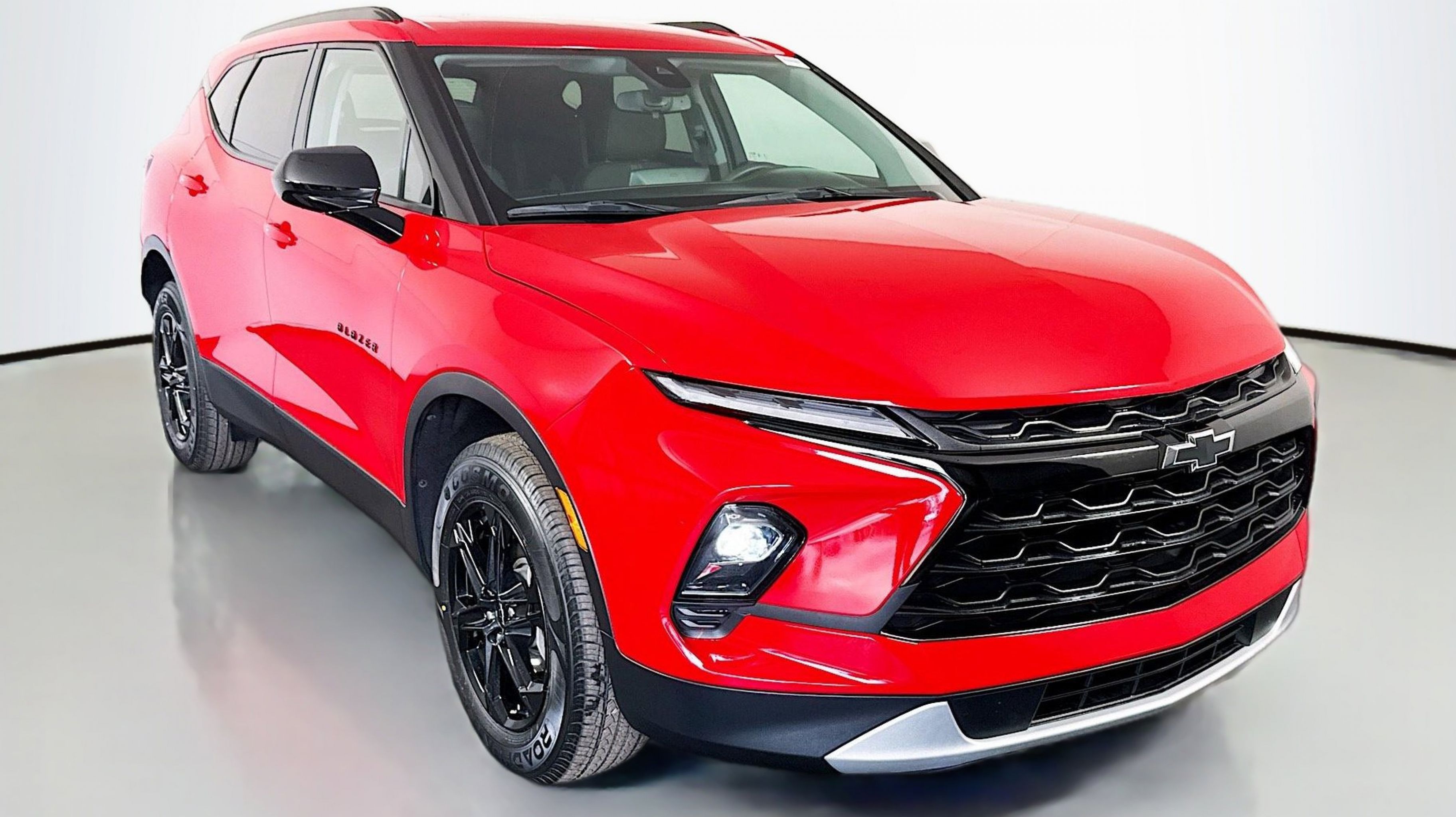 2023 Chevrolet Blazer 2.0T 2LT FWD's photo
