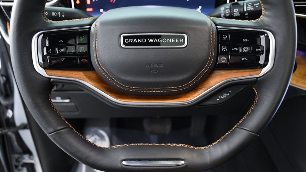 2023 Jeep Grand Wagoneer Series III #6