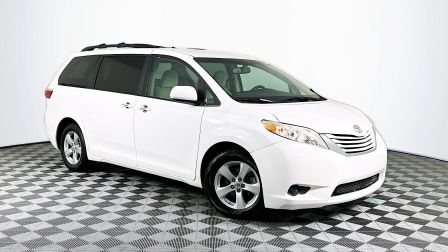 2017 Toyota Sienna LE                in Delray Beach                