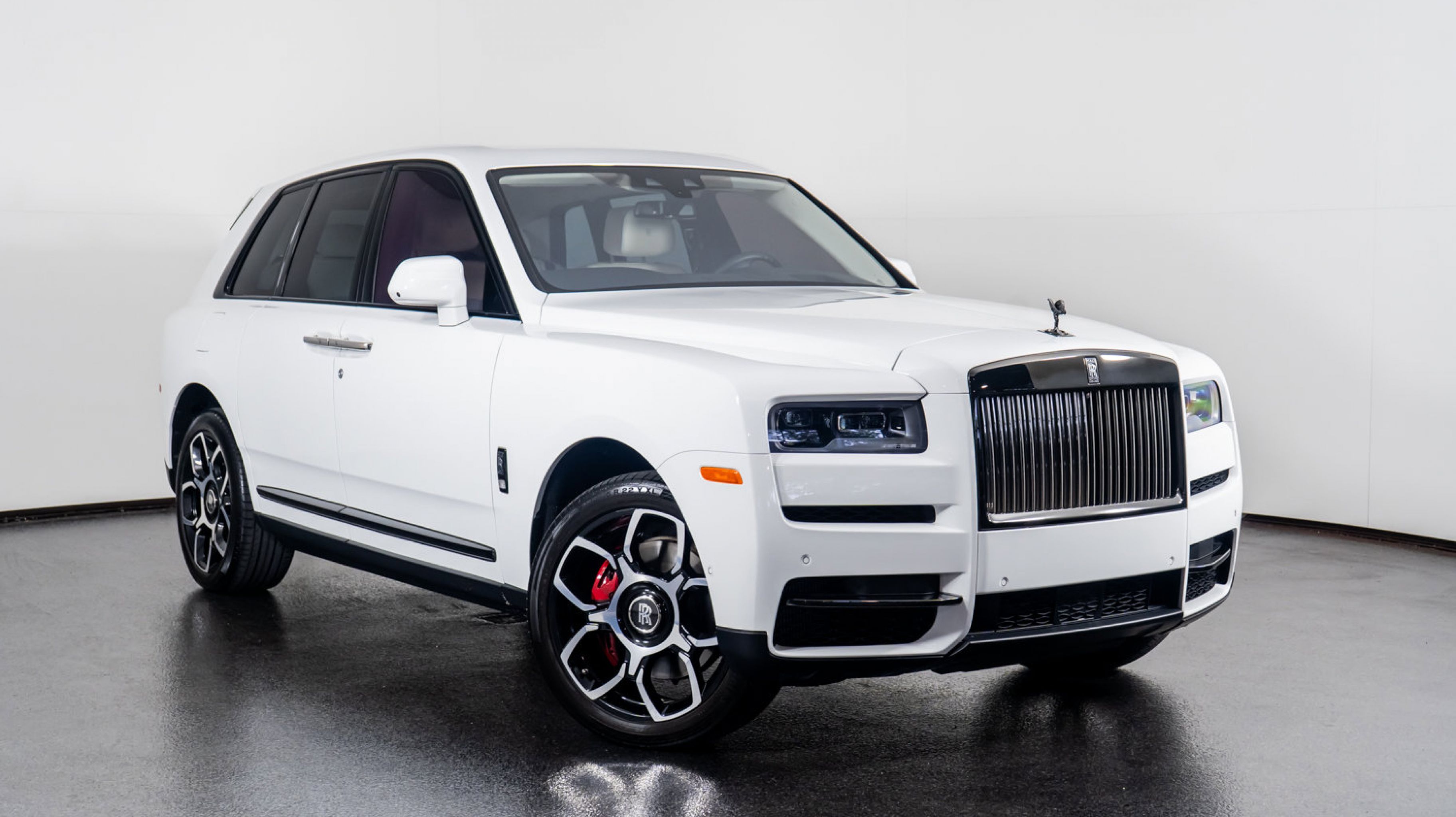 2023 Rolls-Royce Cullinan Black Badge's photo