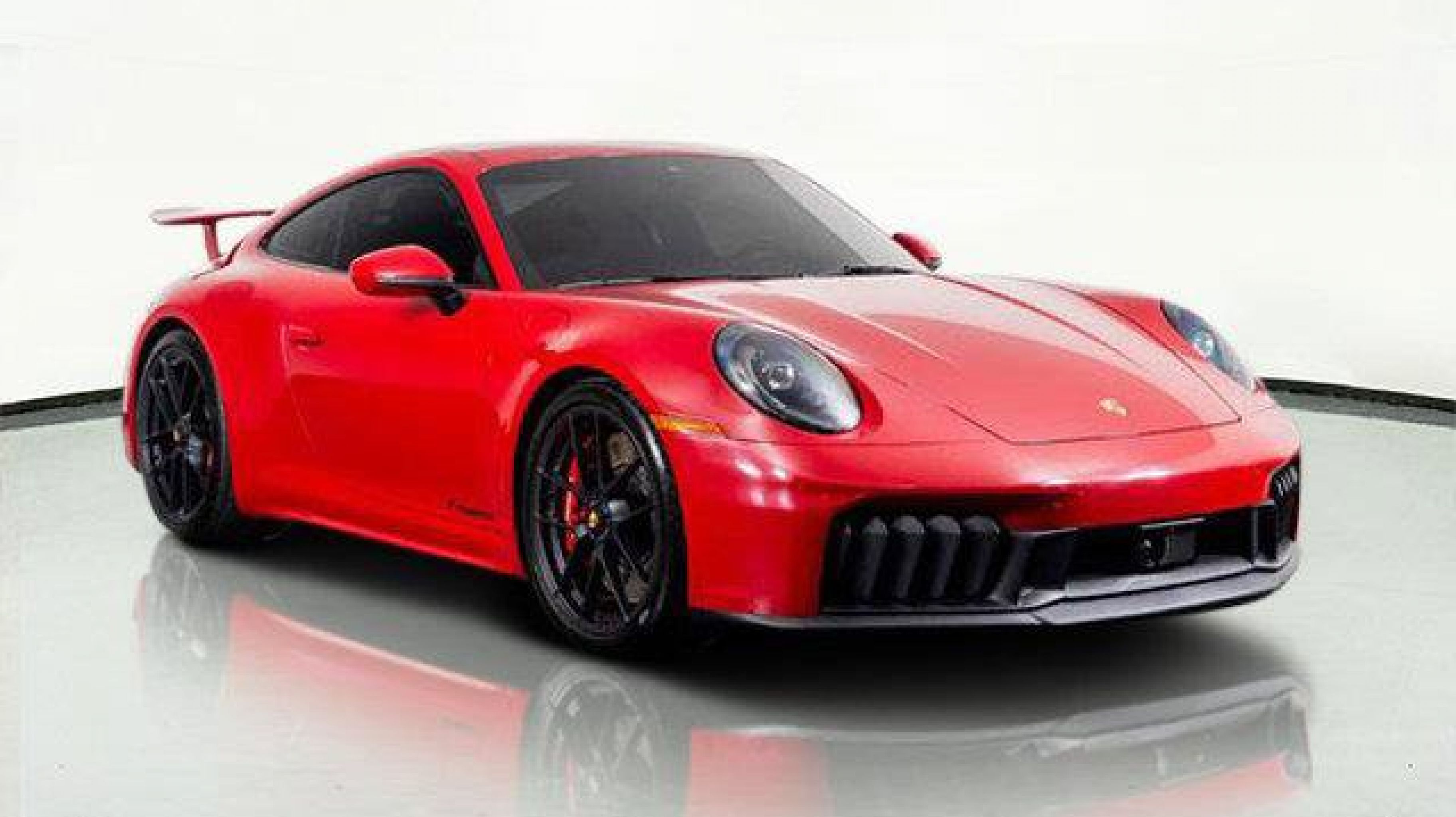 2025 Porsche 911 GTS