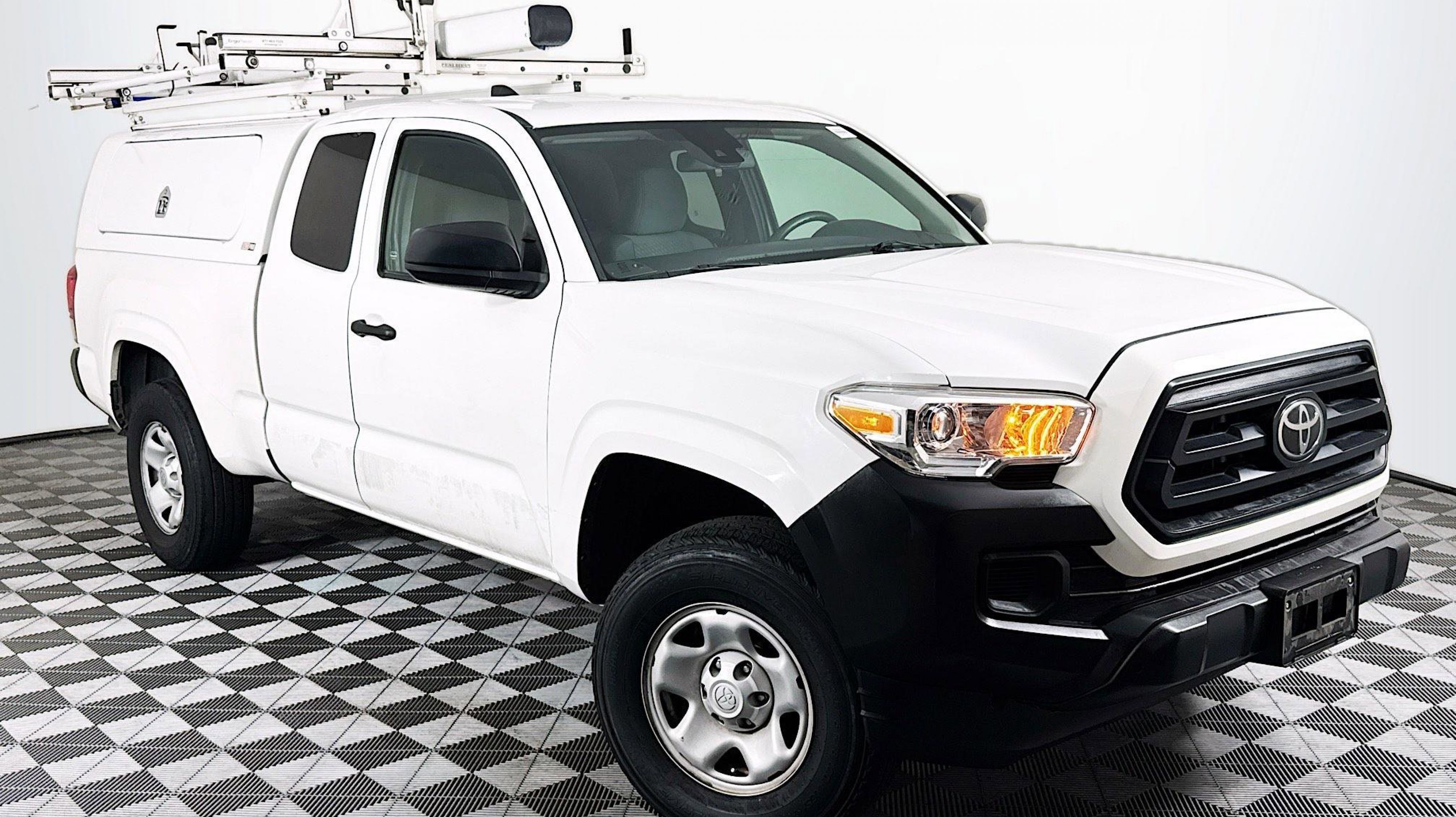 2020 Toyota Tacoma SR