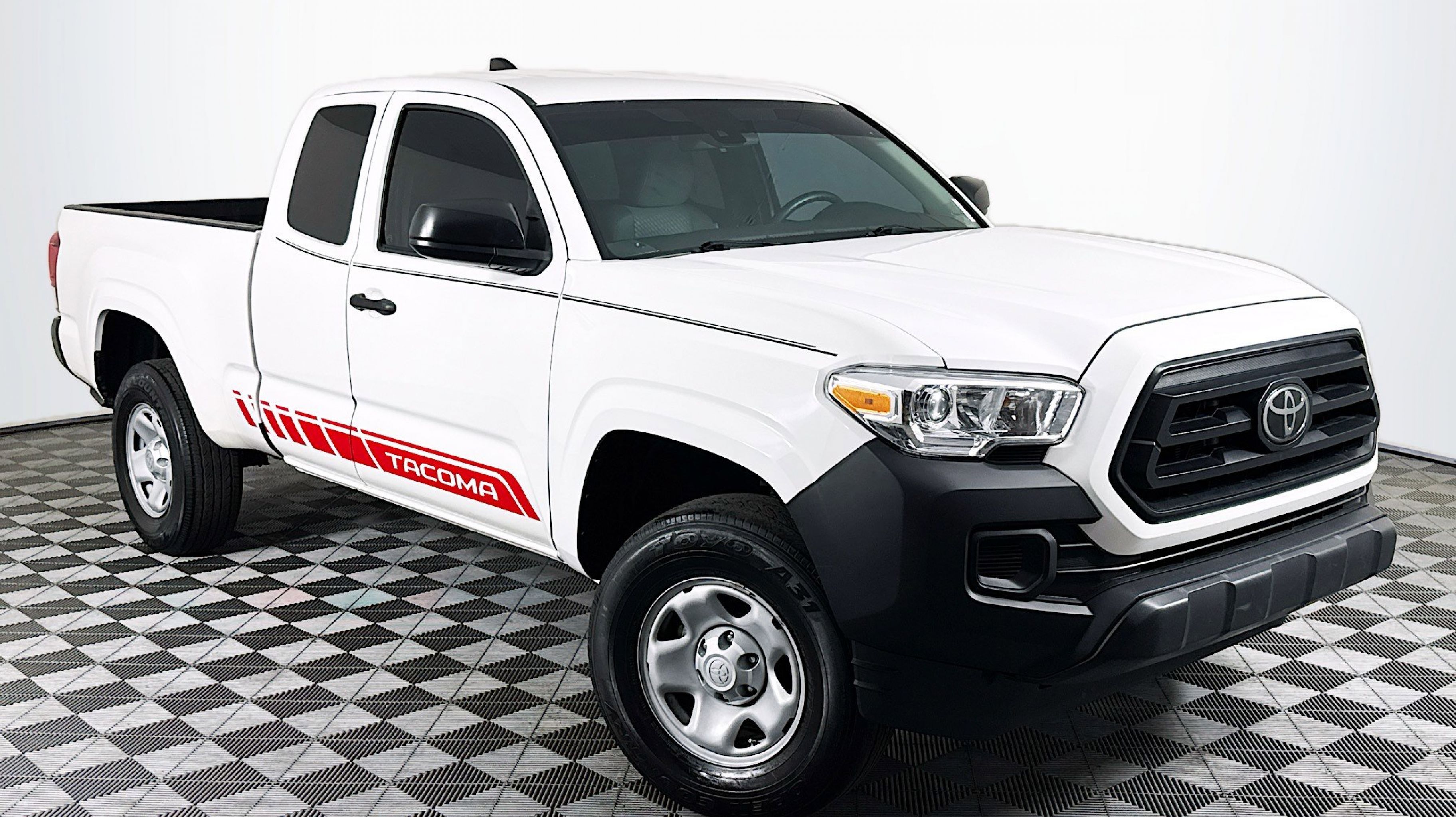 2022 Toyota Tacoma SR