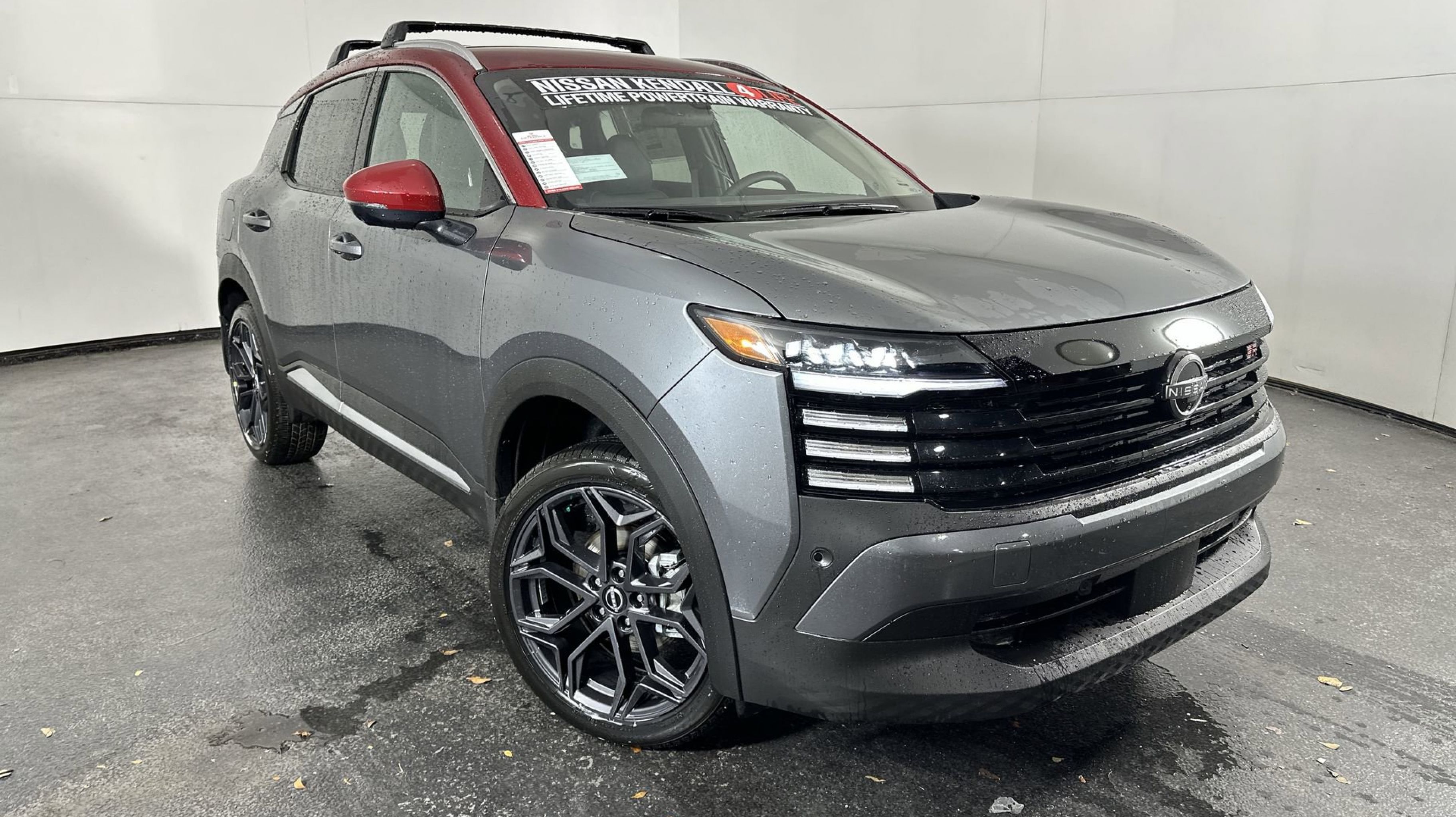 2026 Nissan KICKS SR's photo