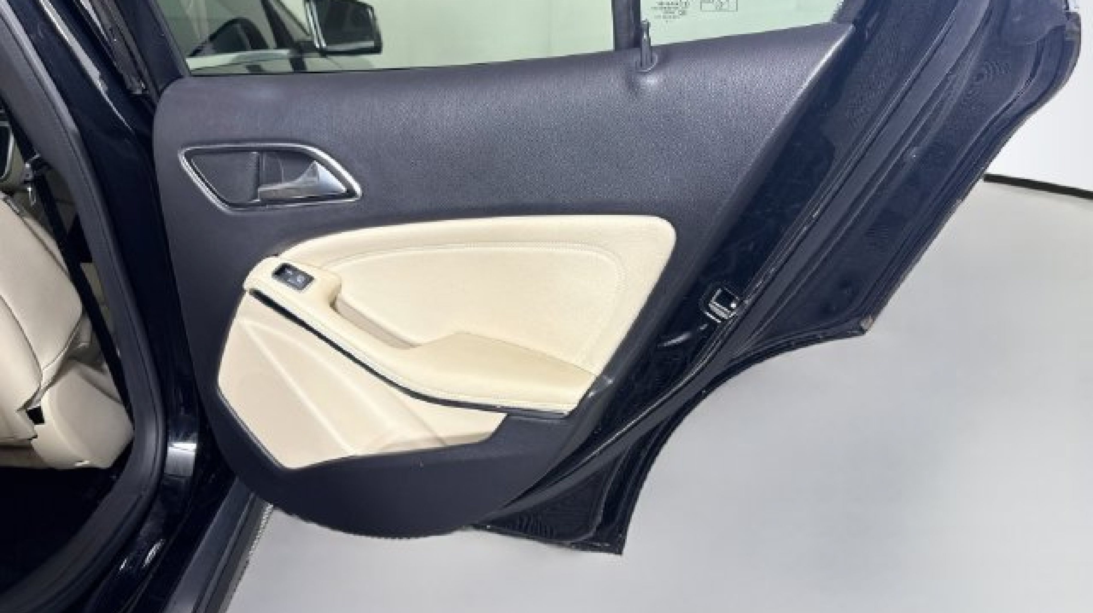 2019 Mercedes-Benz GLA-Class GLA250 - Photo 23