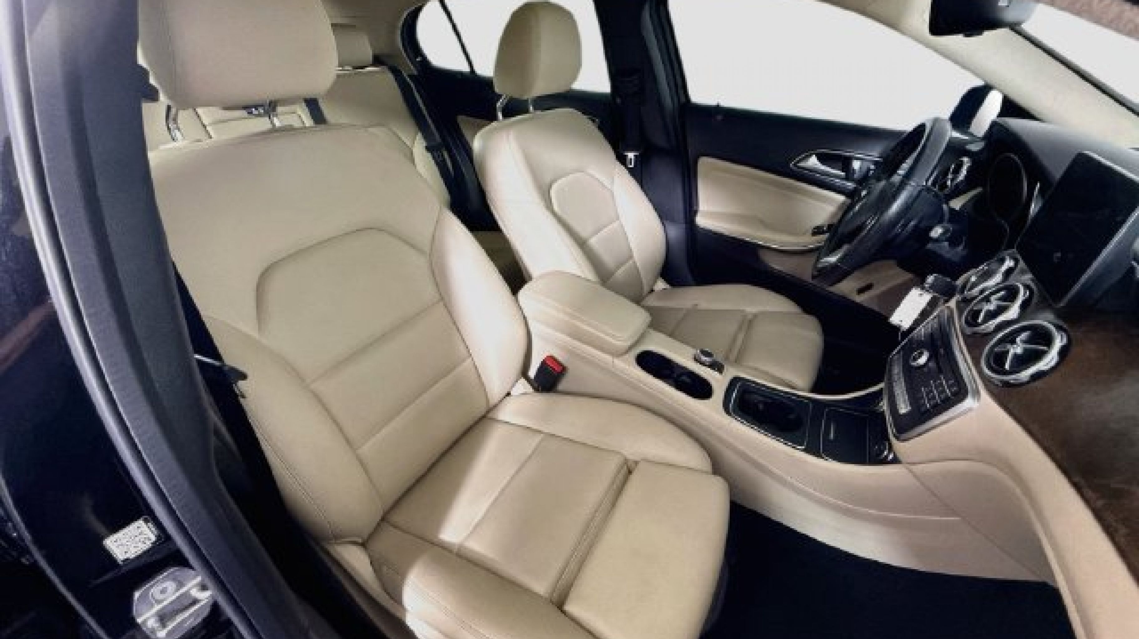 2019 Mercedes-Benz GLA-Class GLA250 - Photo 24