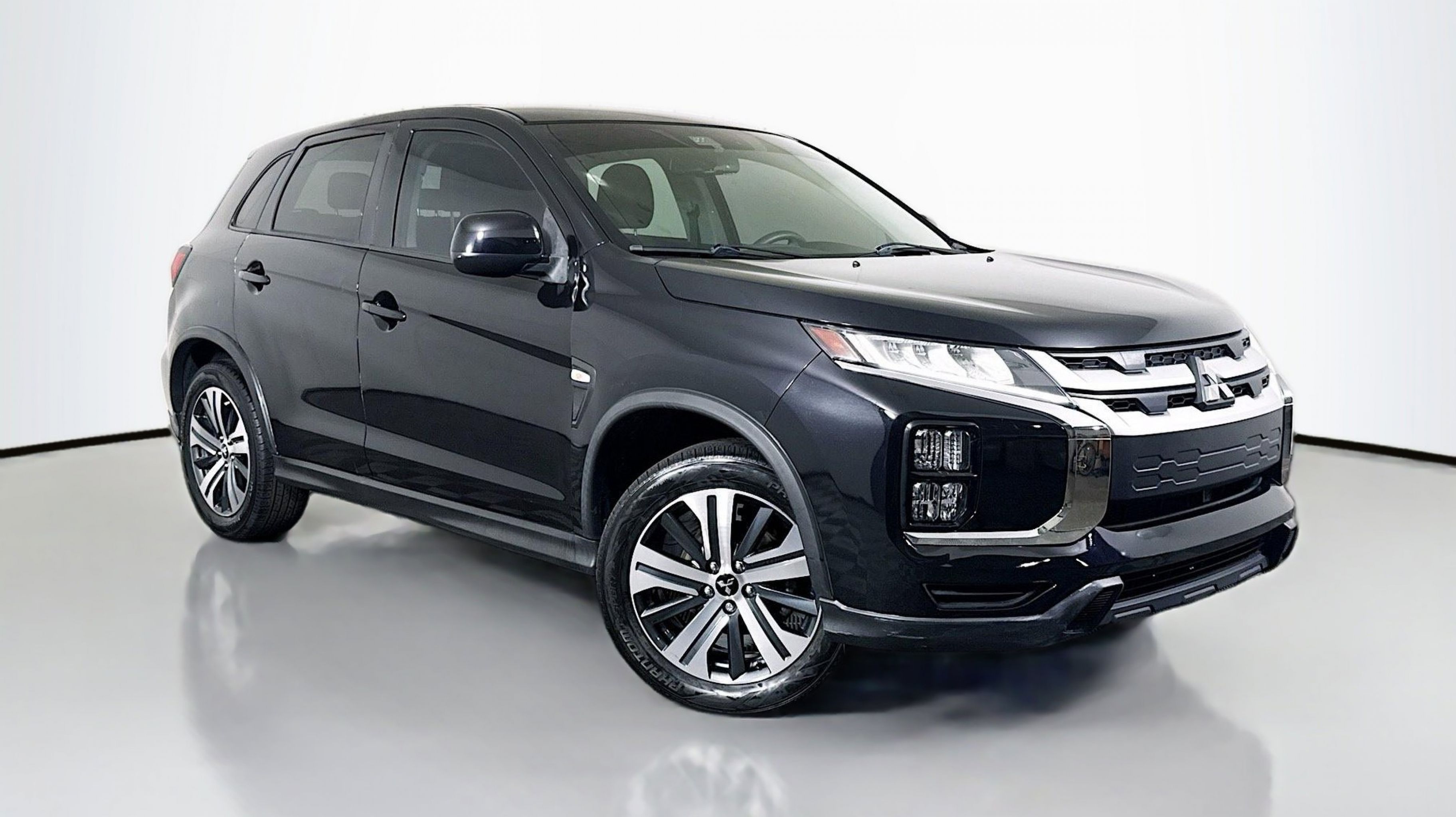 2021 Mitsubishi Outlander Sport 2.0 ES 2WD CVT's photo