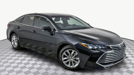 2019 Toyota Avalon XLE                in Hollywood                