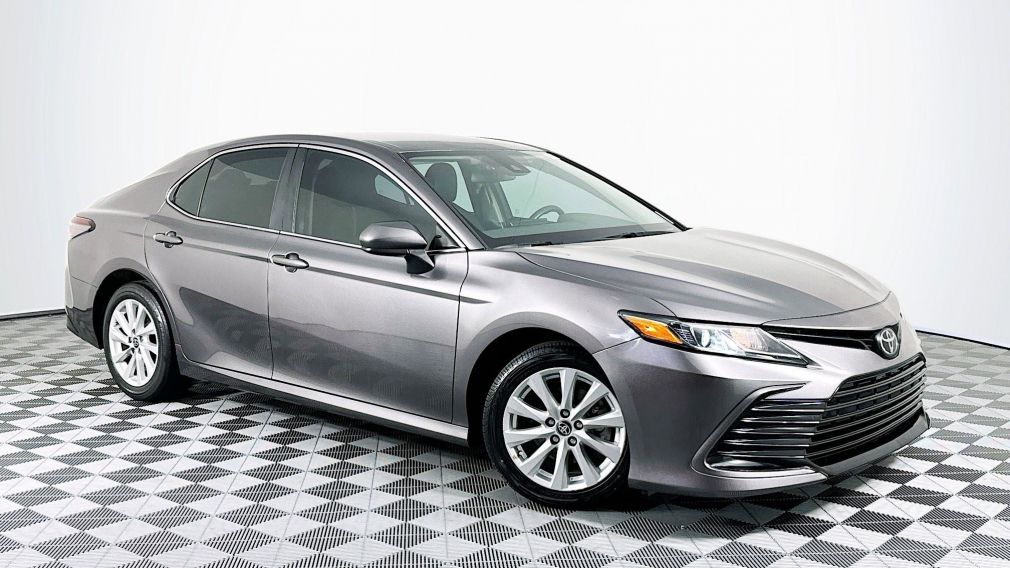 2022 Toyota Camry LE #0