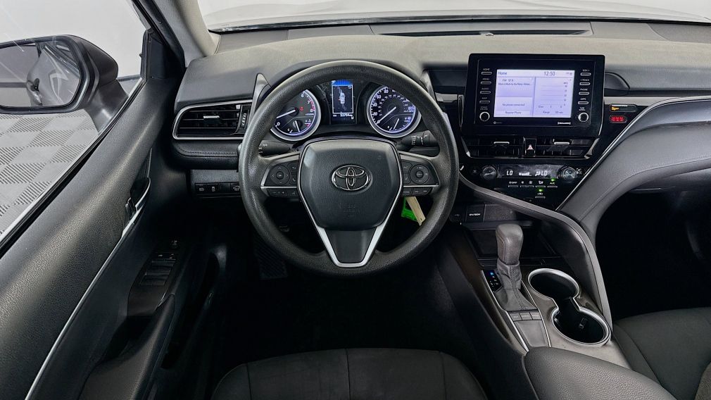 2022 Toyota Camry LE #10