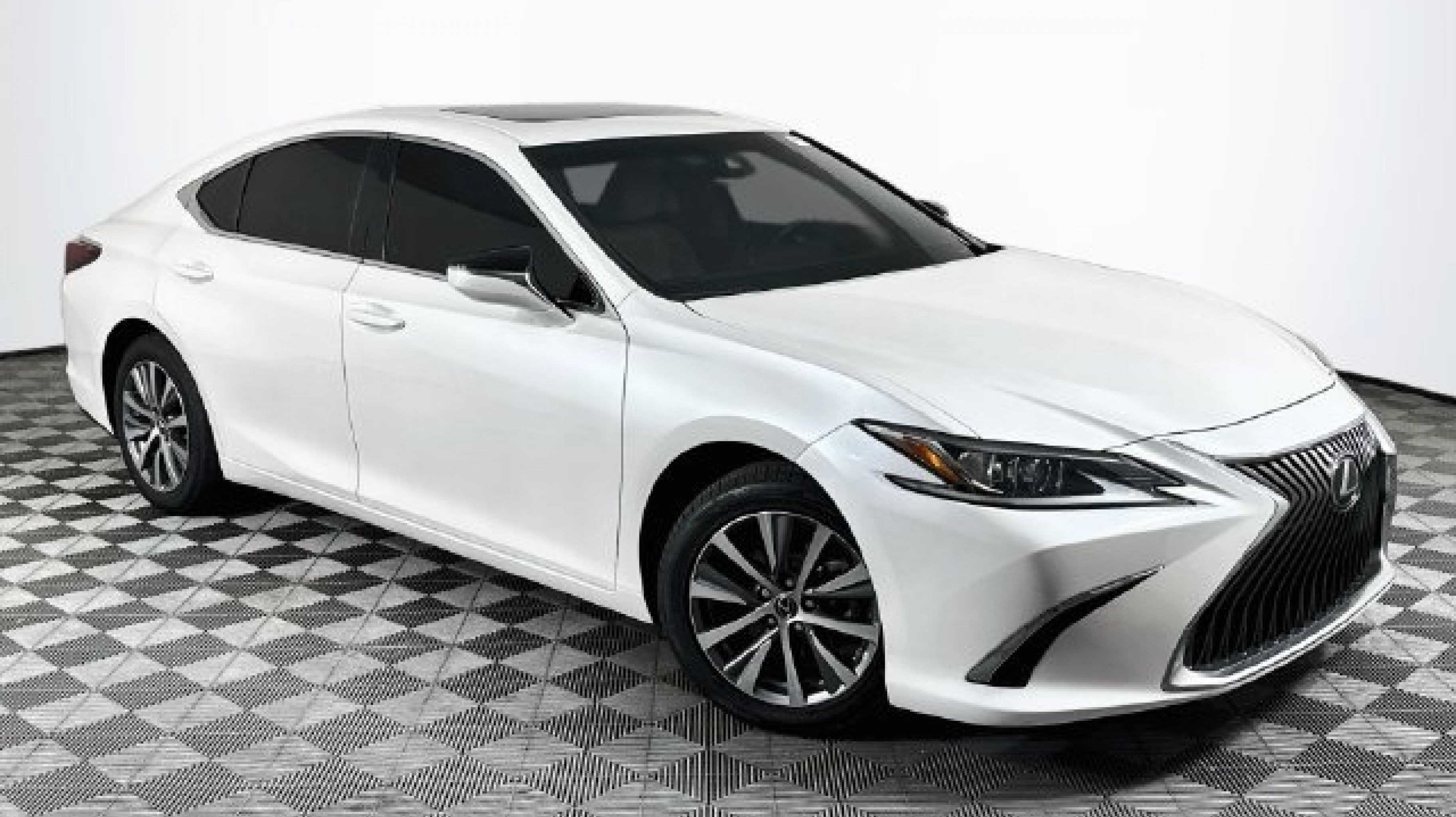 2021 Lexus ES