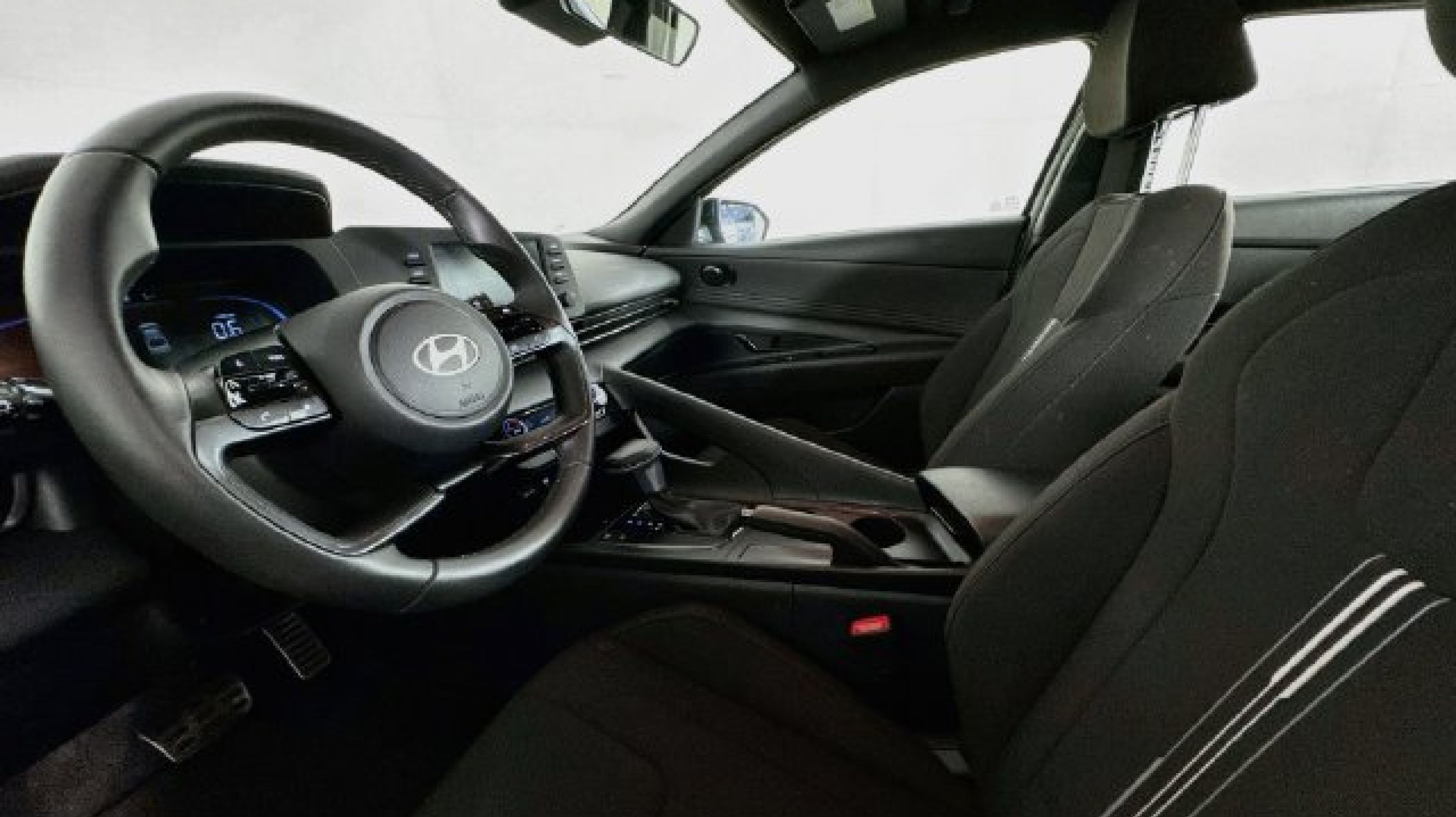 2026 Hyundai Elantra 16