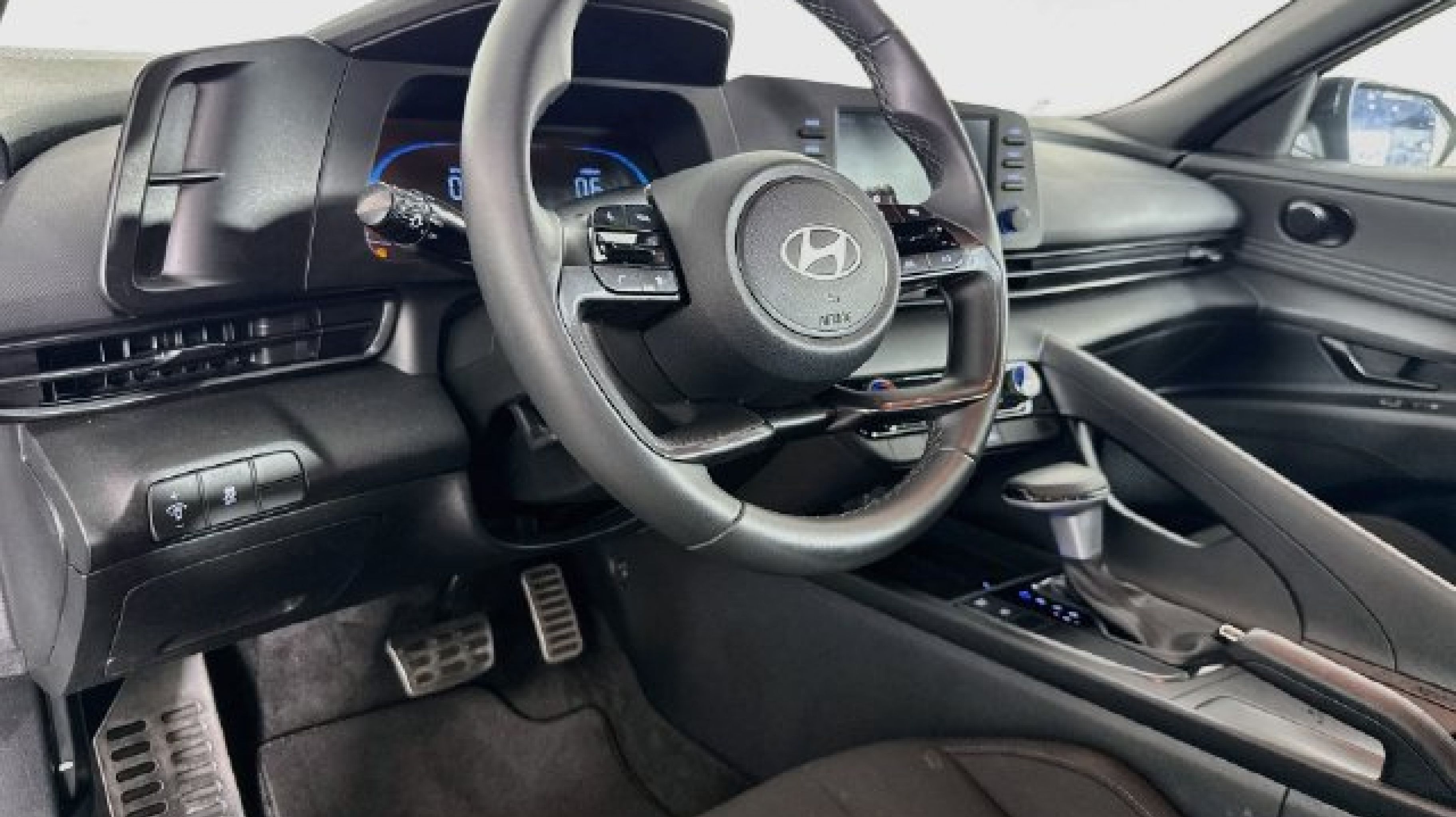 2026 Hyundai Elantra 17