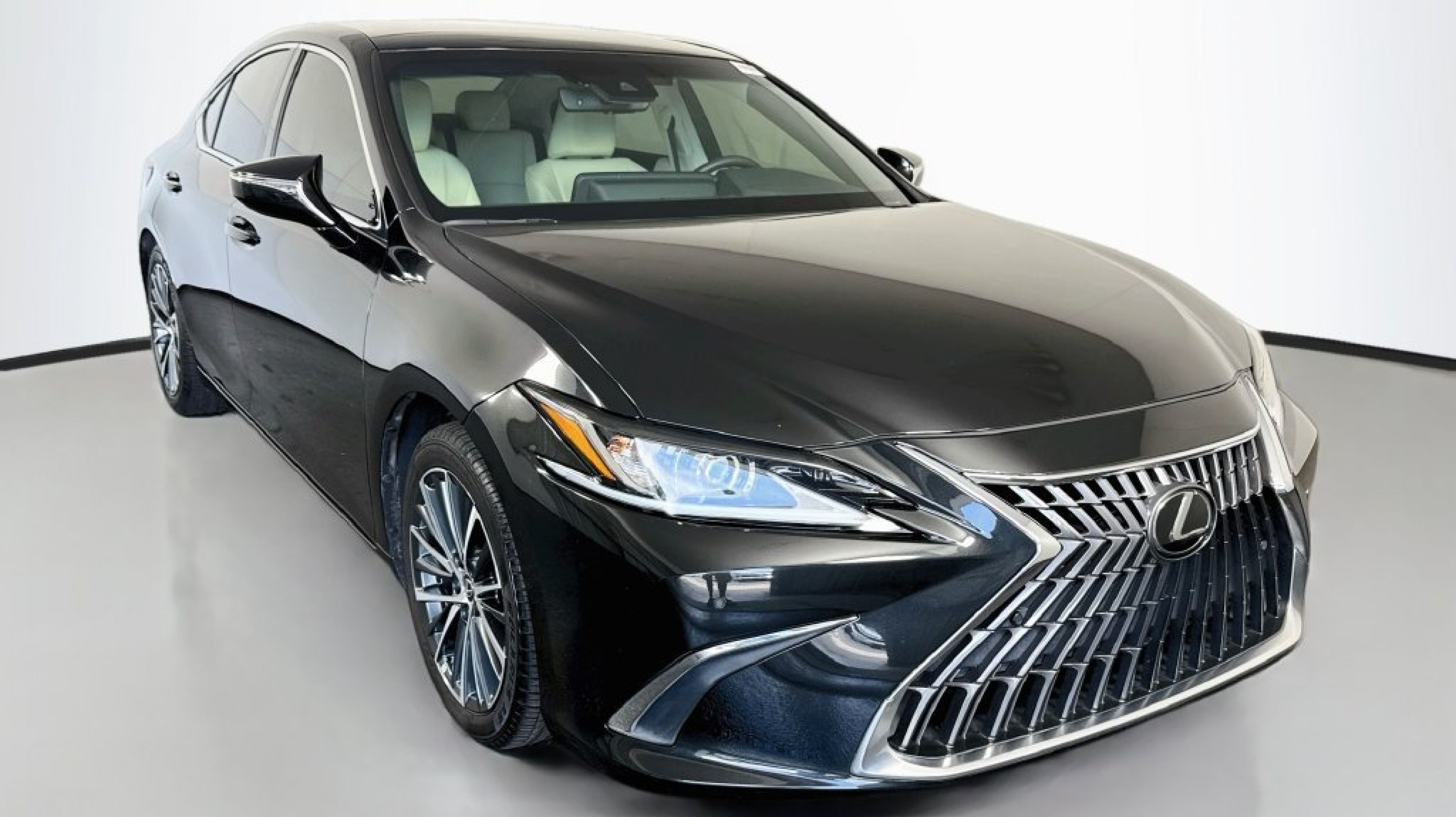 2022 Lexus ES