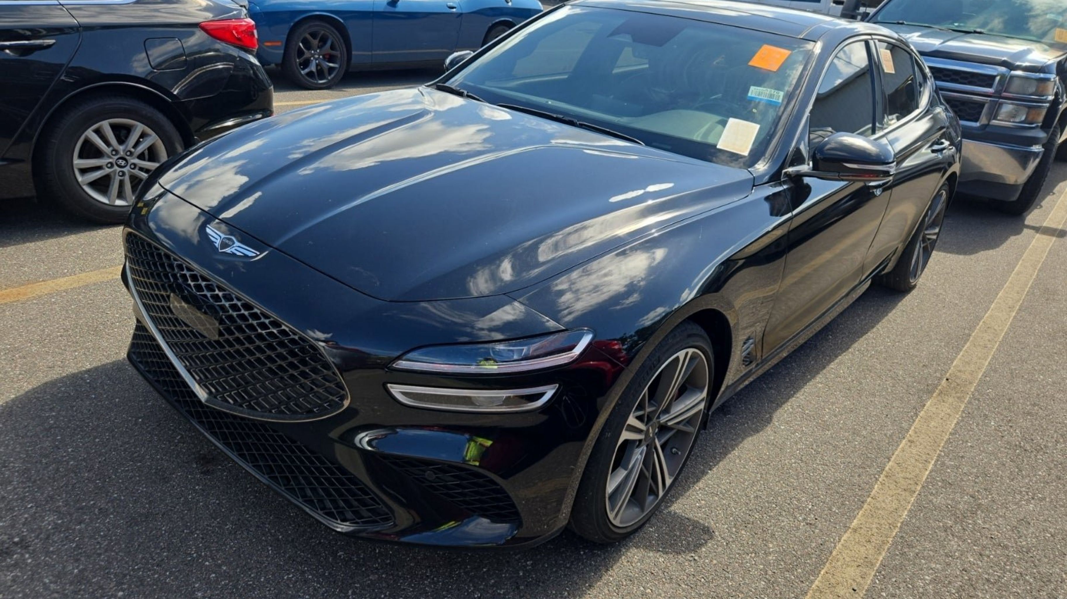 2025 Genesis G70 2.5T Standard's photo