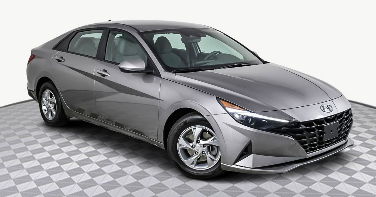 Used 2021 Hyundai Elantra SE for sale at HGreg