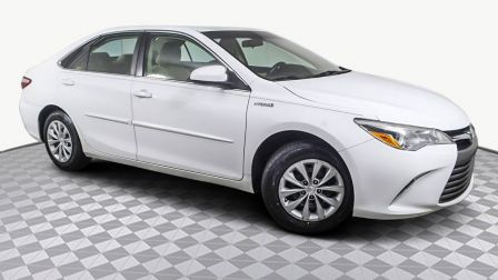 2017 Toyota Camry Hybrid LE                in West Park                