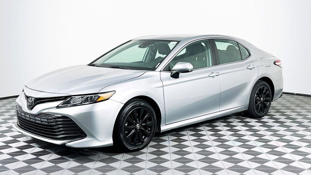 2020 Toyota Camry LE #2