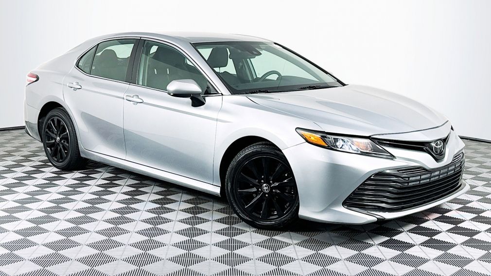 2020 Toyota Camry LE #0