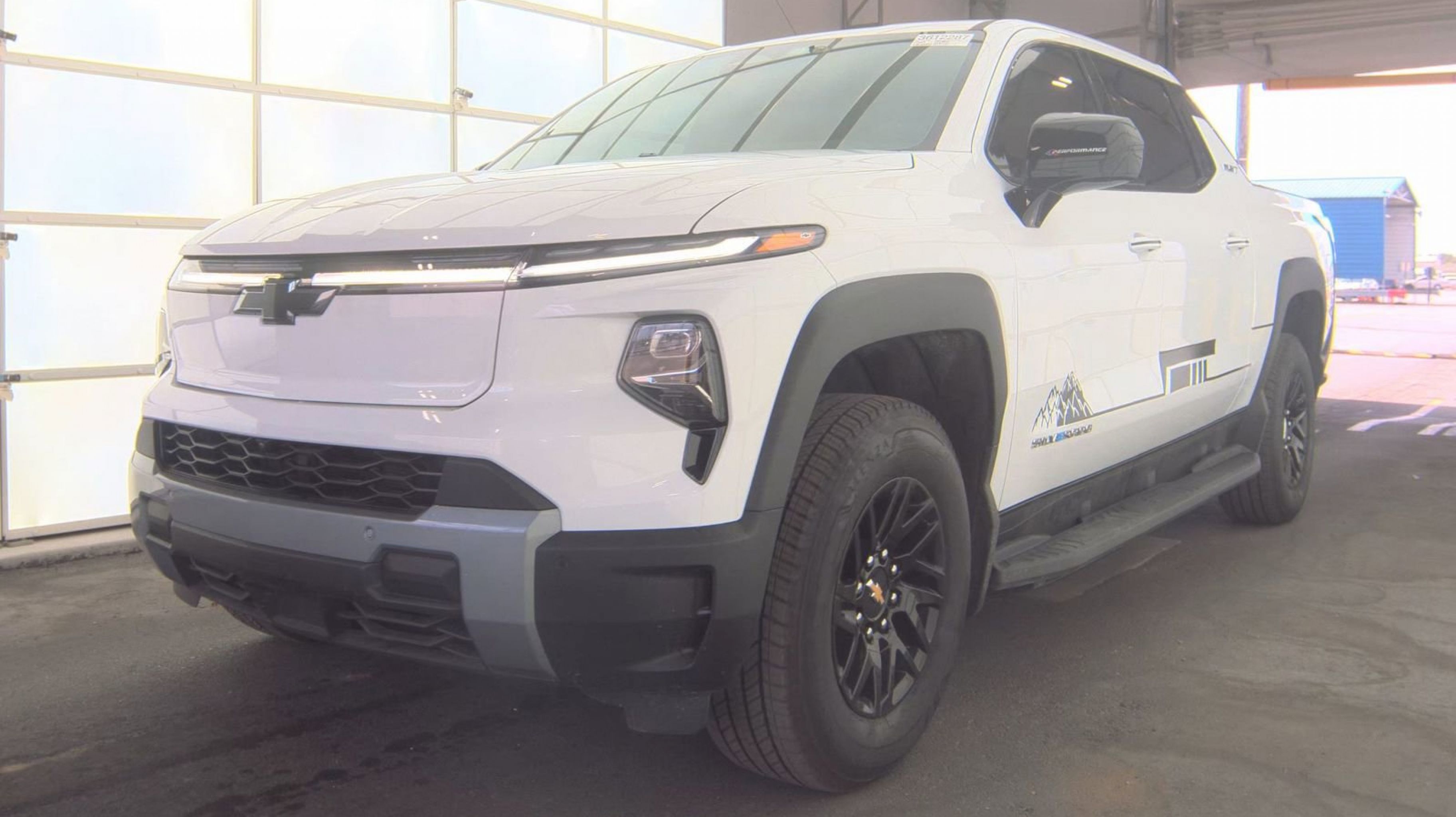 2026 Chevrolet Silverado EV LT Standard Range's photo
