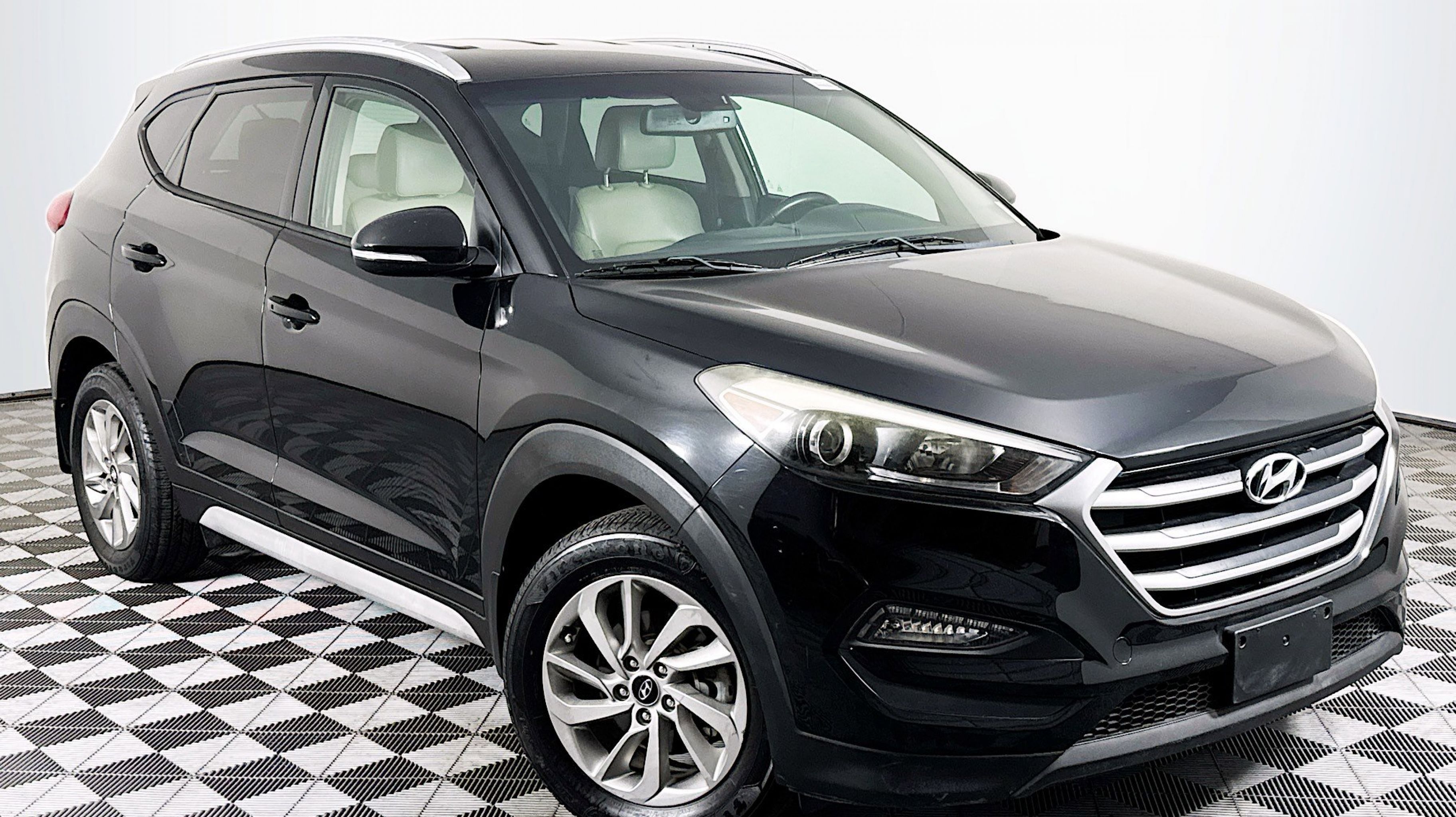 2017 Hyundai Tucson SE Plus