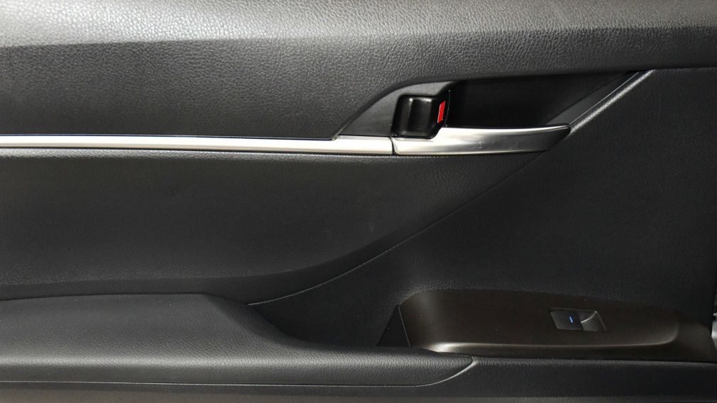 2021 Toyota Camry SE #17