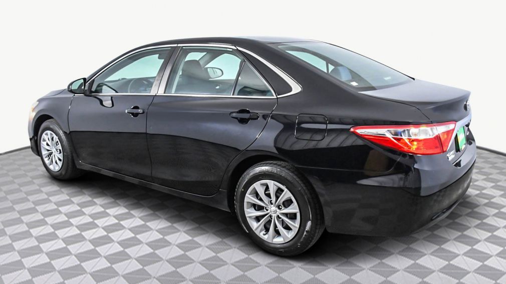 2017 Toyota Camry LE #3