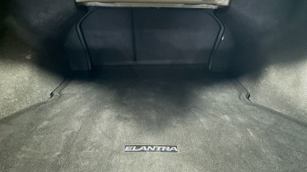 2020 Hyundai Elantra SE #27